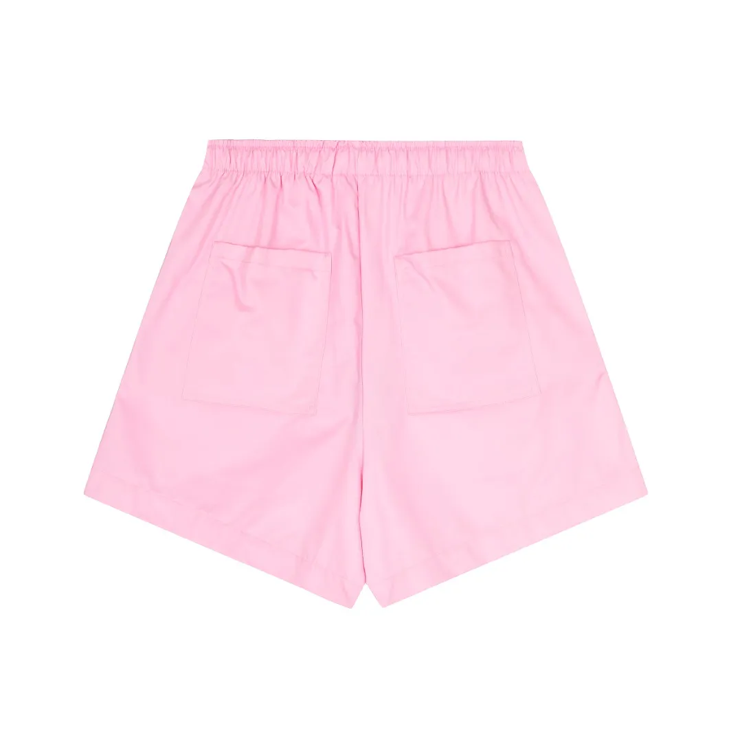 P166 💰 "Top quality" Style number: 1102# [Ralph Lauren Paul small label war horse basic classic shorts] ✅Ralph Lauren Ralph Lauren dopamine war horse small label outdoor shorts ✅Summer fresh, classic and versatile drawstring basic classic shorts ✅Lazy style must-have item The upper body has a fresh feeling ✅Nylon silk floss is smooth and soft, highly breathable and not stuffy ✅Specialized for platform live broadcast, wholesale entity, summer running volume ✅Simple and easy to match, light American style, super great ✅Standard for summer, small and sexy is YYDS, a must-have for petite girls. Size: S-L #Elastic waistline can be stretched. Color: Black, White, Light Blue, Off-white, Pink, Light Green, Khaki
